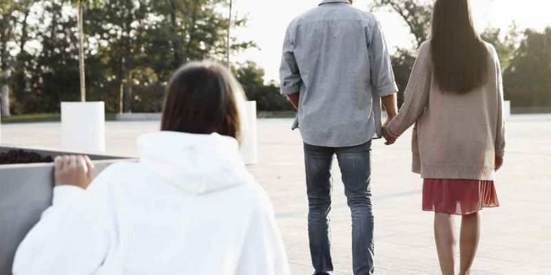 Nằm mơ thấy chồng ngoại tình: Đánh con số gì để trúng lớn? 4 hb88